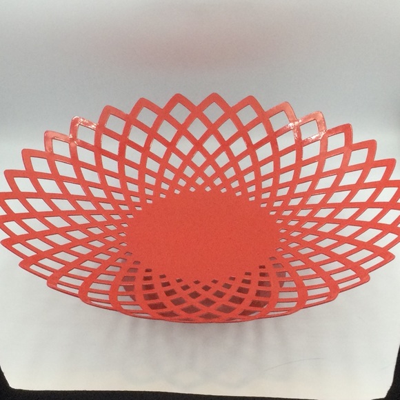 Torre & Tagus Bowl 11" Cutout Metal Modernist Pedestal Fruit Decor - Picture 8 of 10